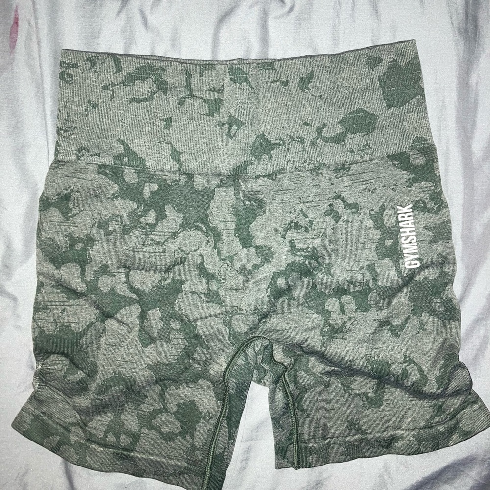 Gymshark camo shorts brand new